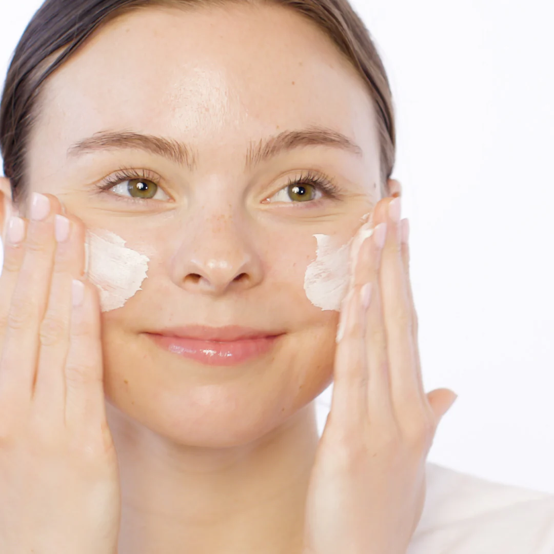 +C Vit Brightening Perfector - Image 6