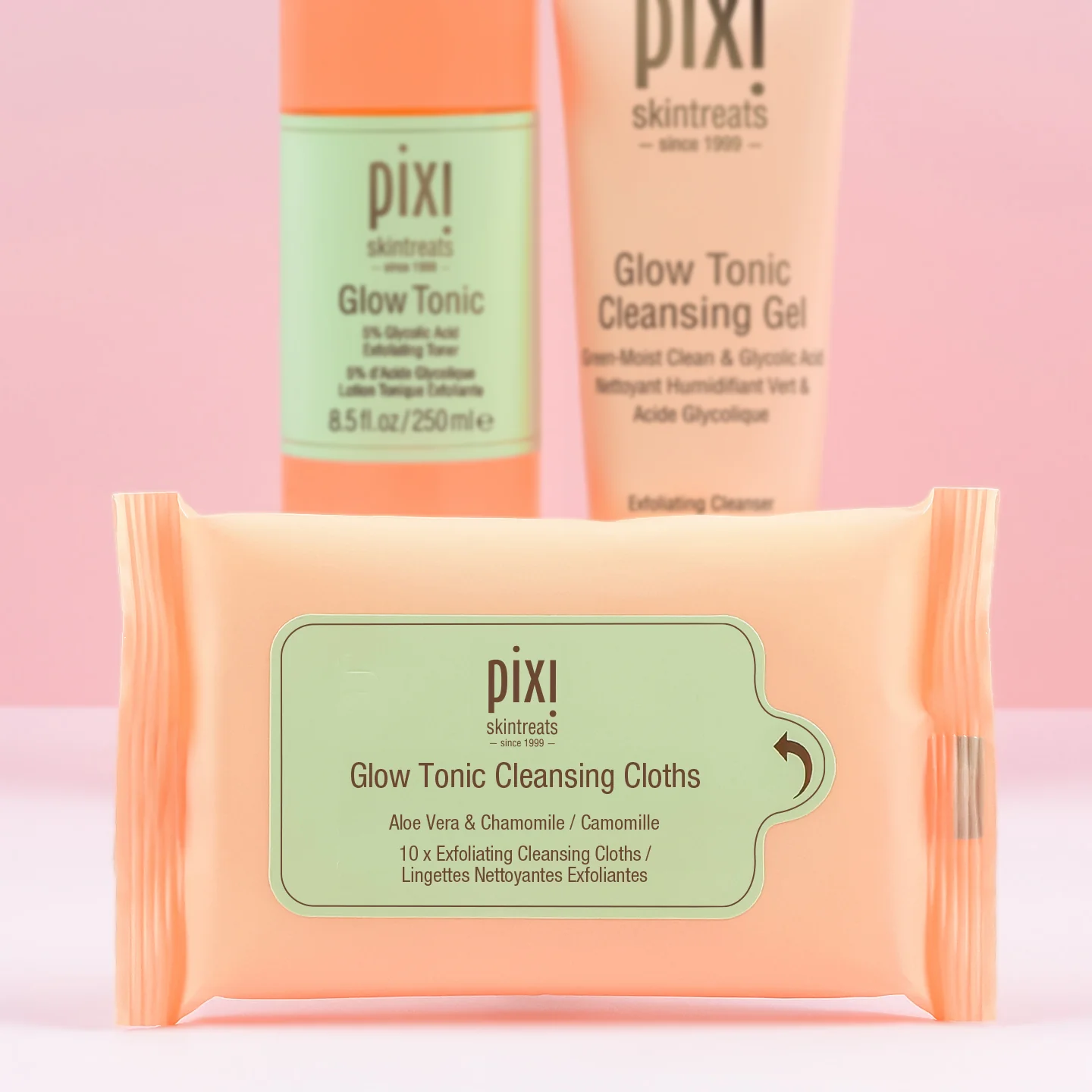Glow Tonic Cleansing Cloths Set of 5 - Image 4